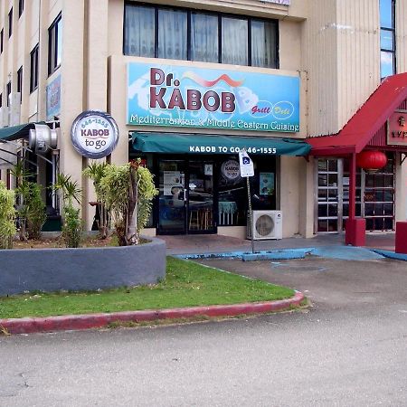Pacific Bay Hotel Tumon Exterior photo